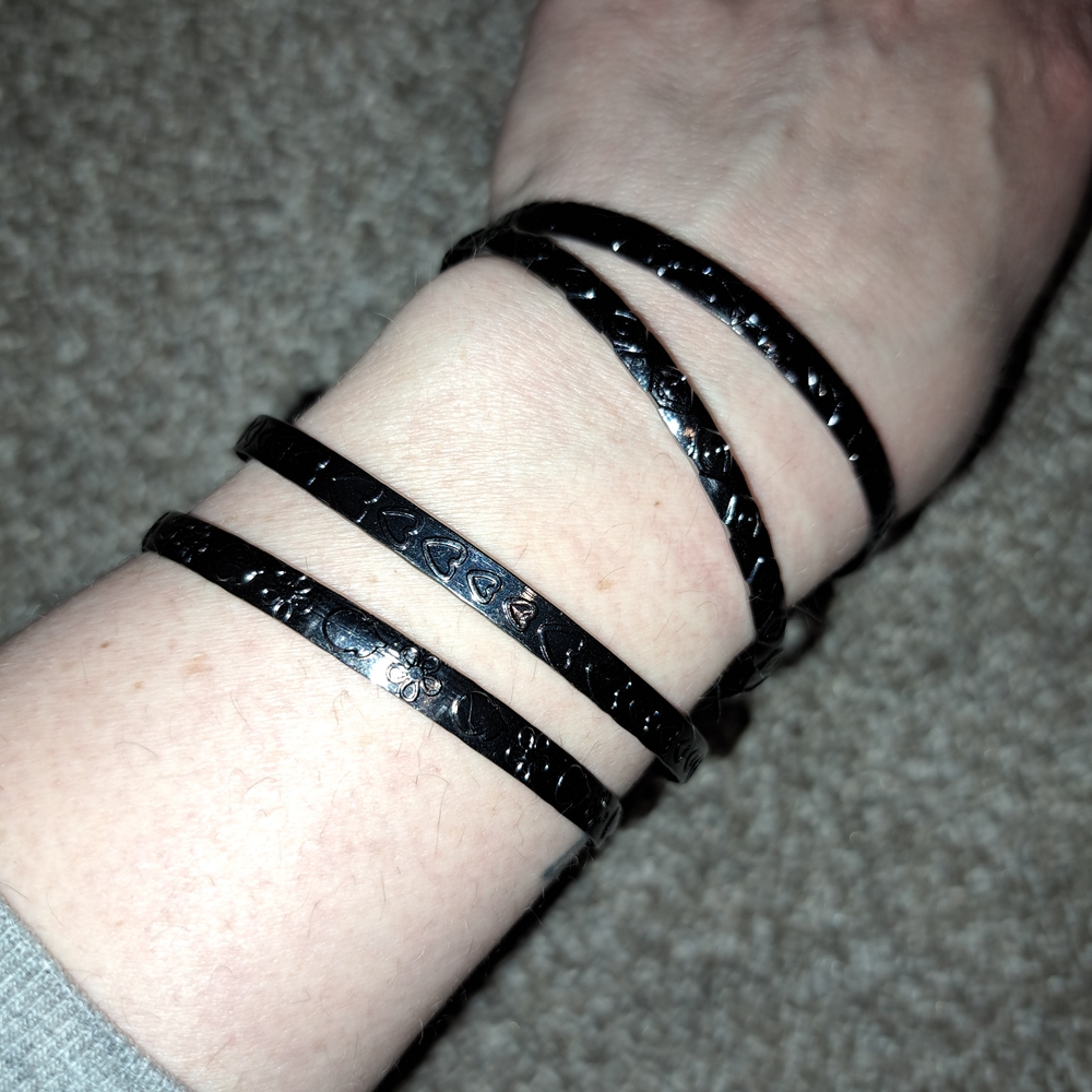 Black Textured Multi-Wrap Bangle Bracelet